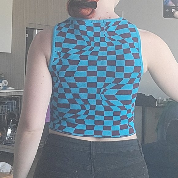 Blue Black Checkered Crop Tank Top - Picture 2 of 4